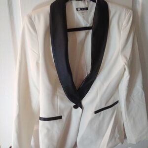 Cream Tuxedo Style Blazer by Black Label Sizes S & M